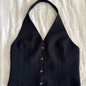 Aritzia Vito Vest Crepette Black Size 4 EUC